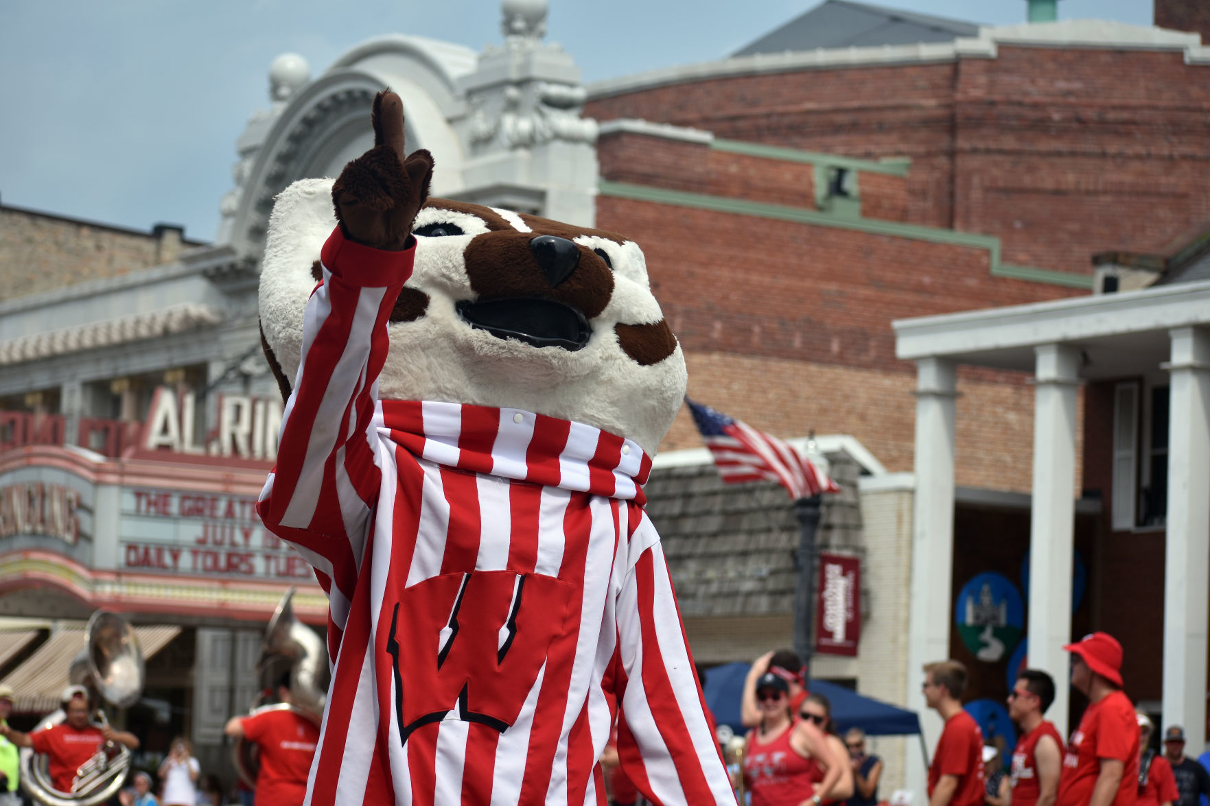2019 Baraboo Big Top Parade